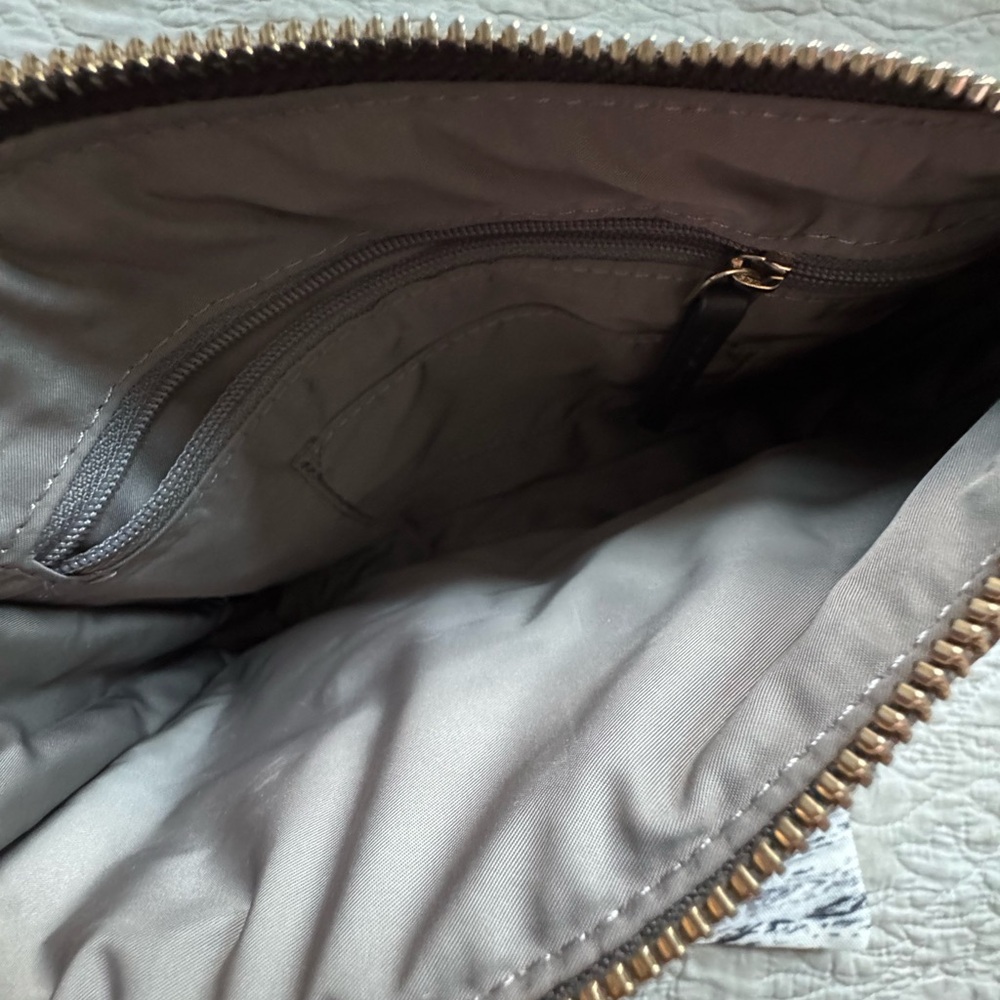 MZ WALLACE QUILTED MADISON CONVERTIBLE CROSSBODY - Picture 5 of 6